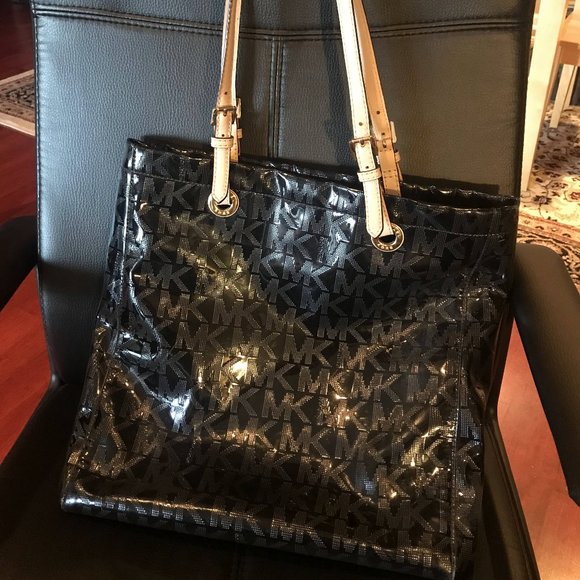 Michael Kors Handbags - black michael kors tote
